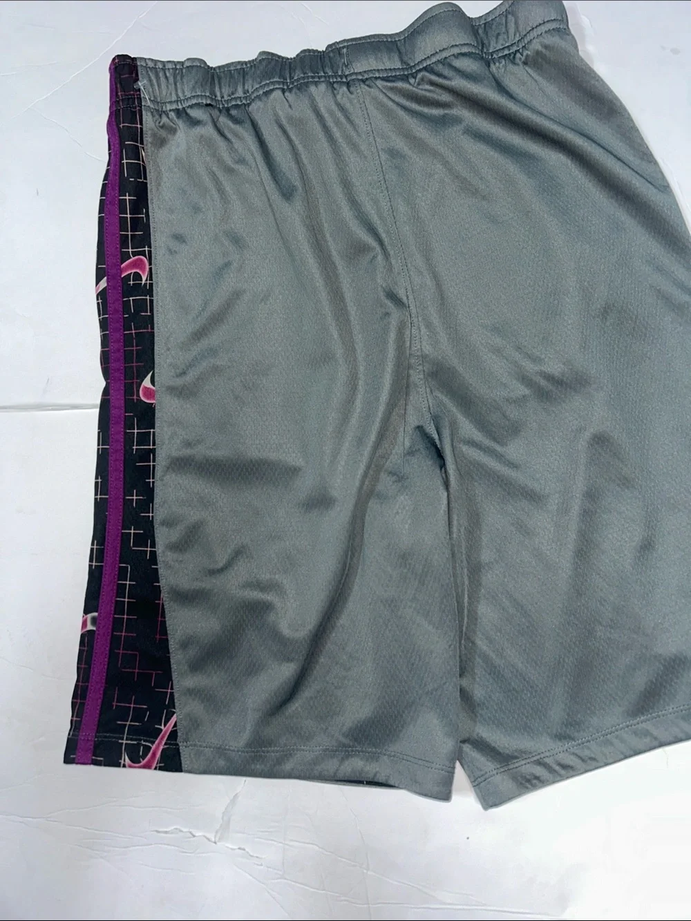 Nike men’s standard